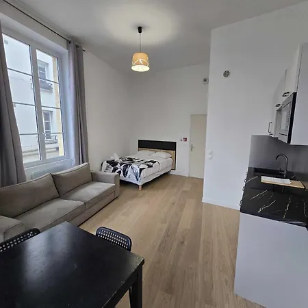 Grands Boulevards Apartment