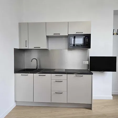 Grands Boulevards Апартаменты Париж