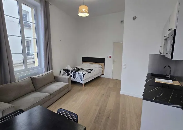 Grands Boulevards Apartment